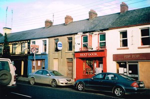 Muldoons Off-Licence - Before